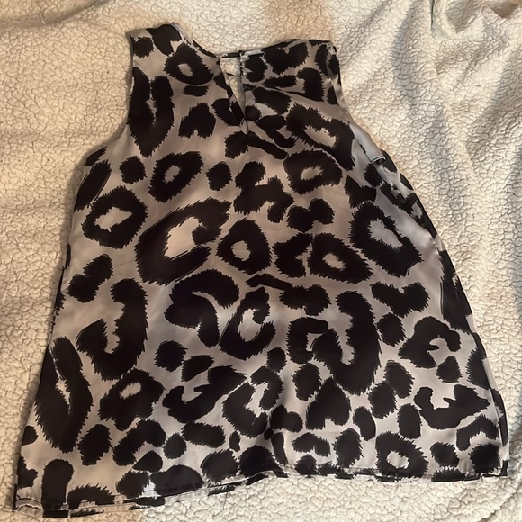 Adiva sleeveless blouse Size Medium black and white - Picture 2 of 9